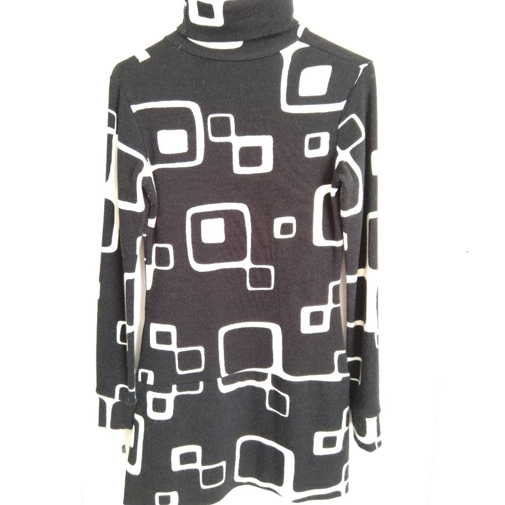 Vintage black & cream woolen dress